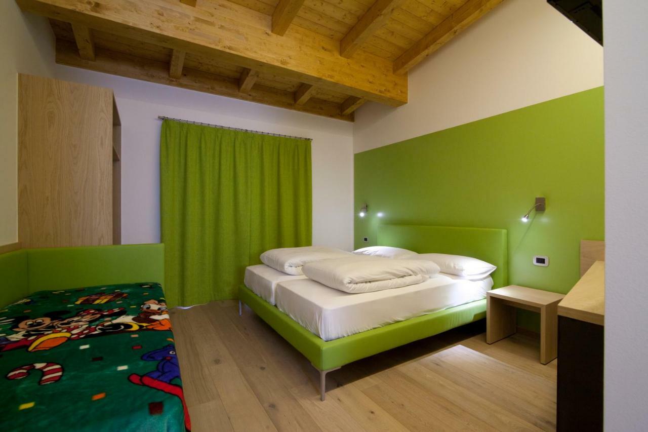 Bed and Breakfast Agritur I Colori Sanzeno Exterior foto