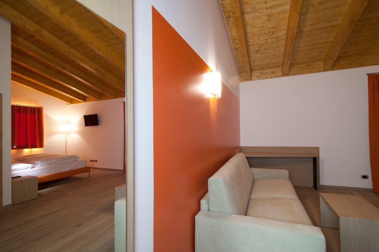 Bed and Breakfast Agritur I Colori Sanzeno Exterior foto