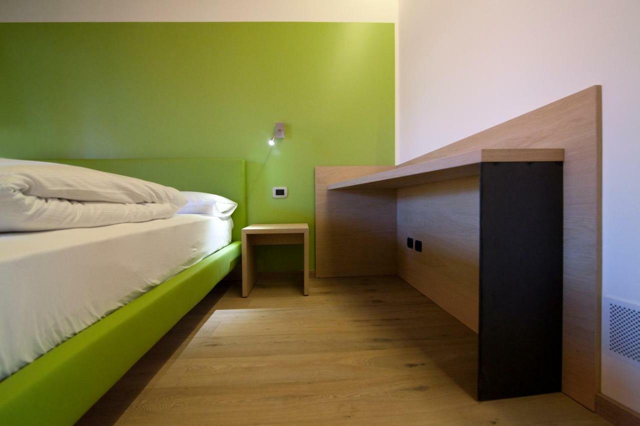 Bed and Breakfast Agritur I Colori Sanzeno Exterior foto